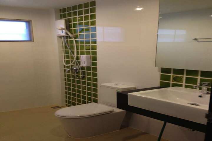 Room 18 of 22