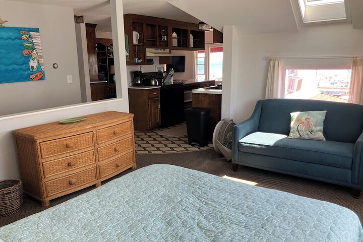 Room 45 of 84