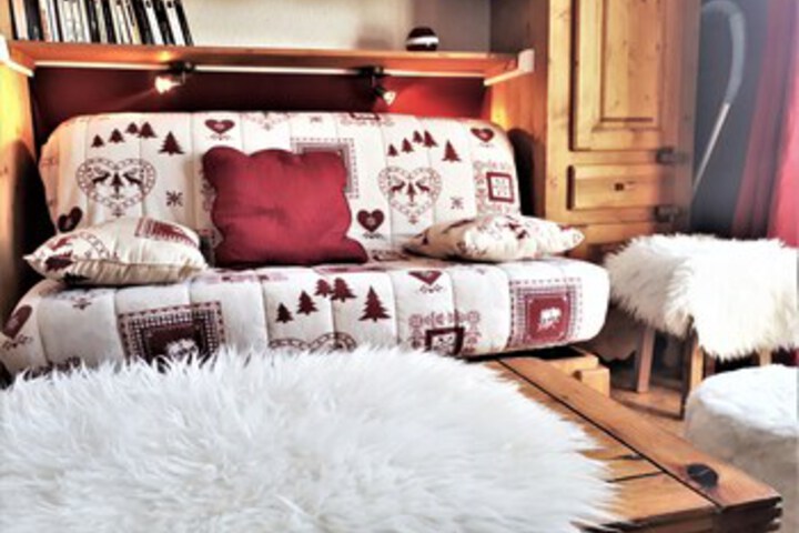 Room 8 of 41