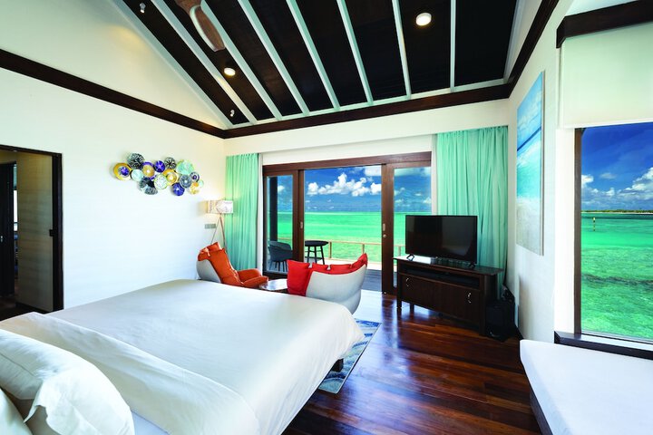 Room 53 of 203