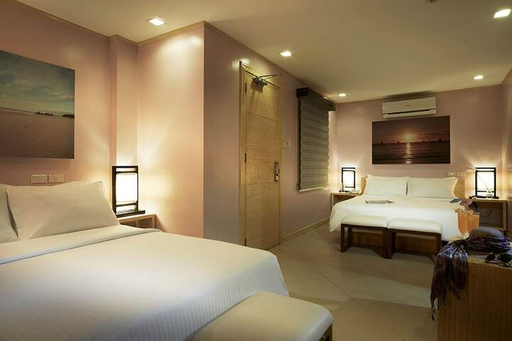 Room 28 of 41