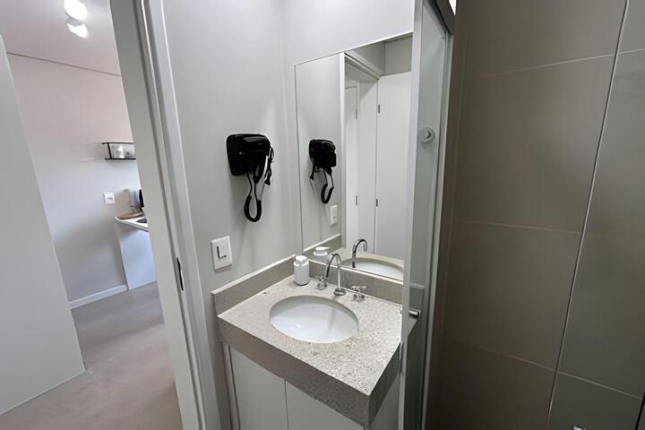 Room 2 of 9