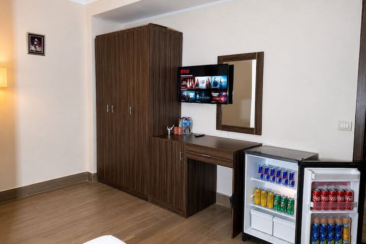 Room 62 of 125