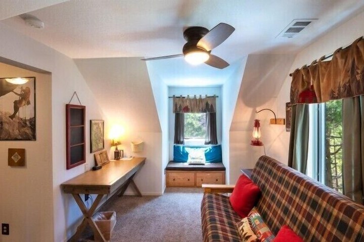 Room 7 of 31