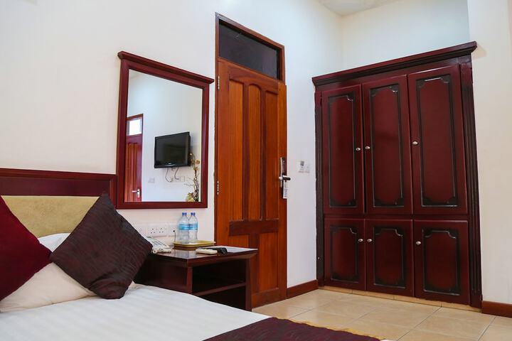 Room 12 of 45