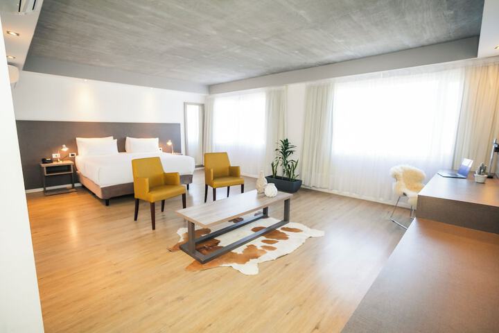 Room 35 of 58