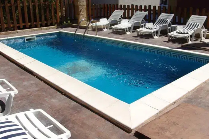 Pool 12 of 19