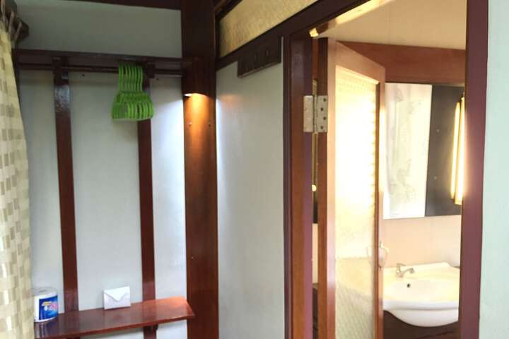 Room 6 of 64