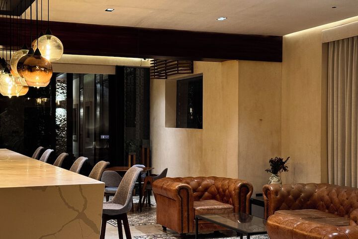 Hotel Interior 14 of 160