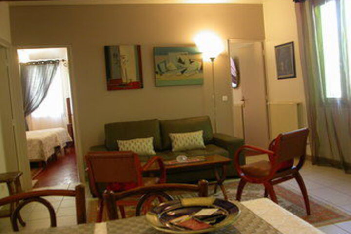 Room 37 of 48