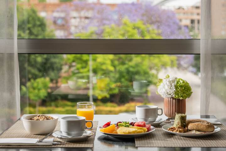 Breakfast/Coffee Service 27 of 42