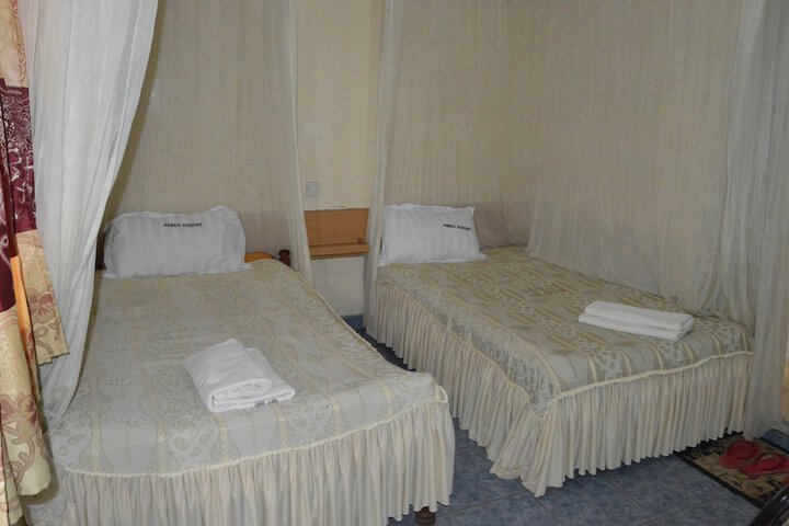 Room 2 of 15