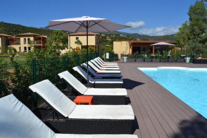 General 12 of 28