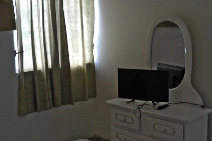 Room 2 of 24
