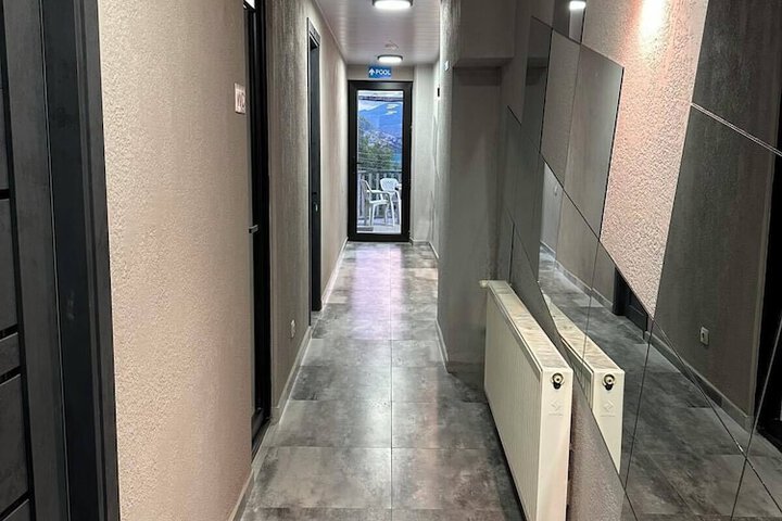 Ballroom/Hall 42 of 55
