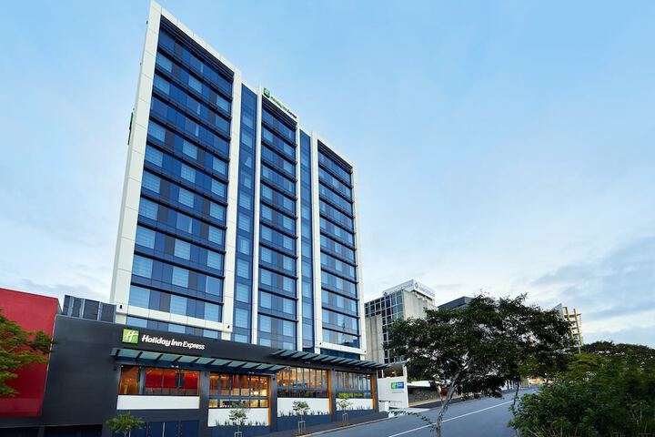 Hotel 37 of 40