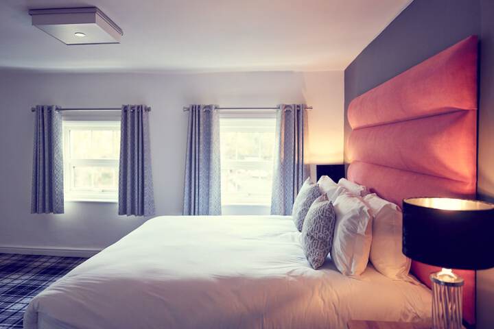 Room 3 of 39