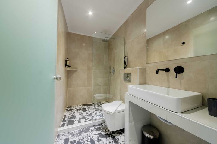 Room 20 of 70
