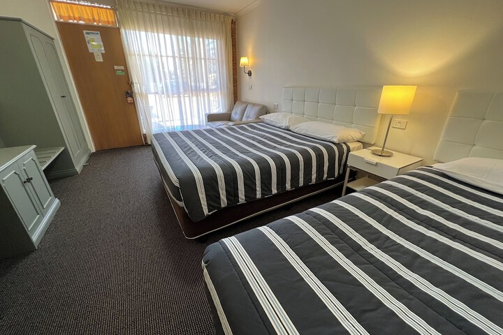 Room 15 of 59