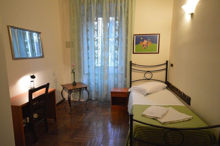 Room 41 of 91