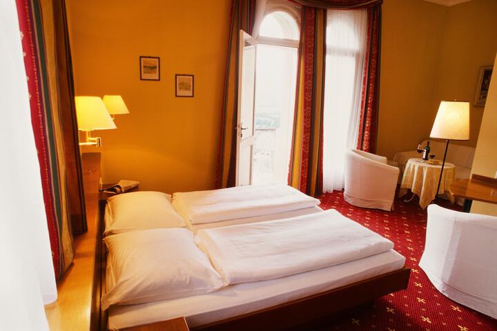 Room 5 of 45