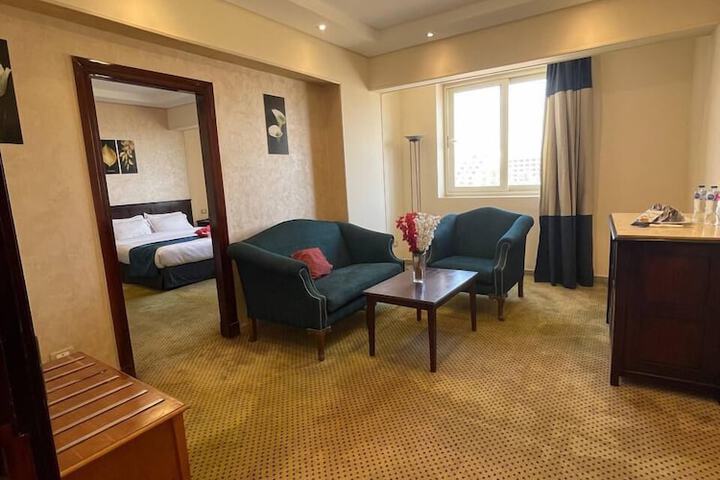Room 34 of 90