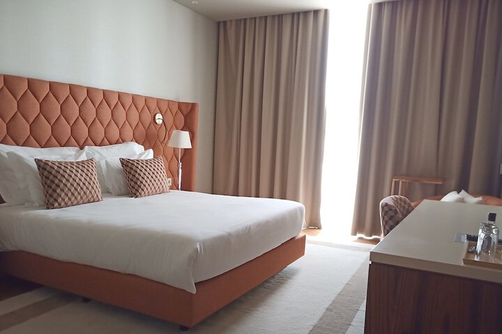 Room 28 of 152