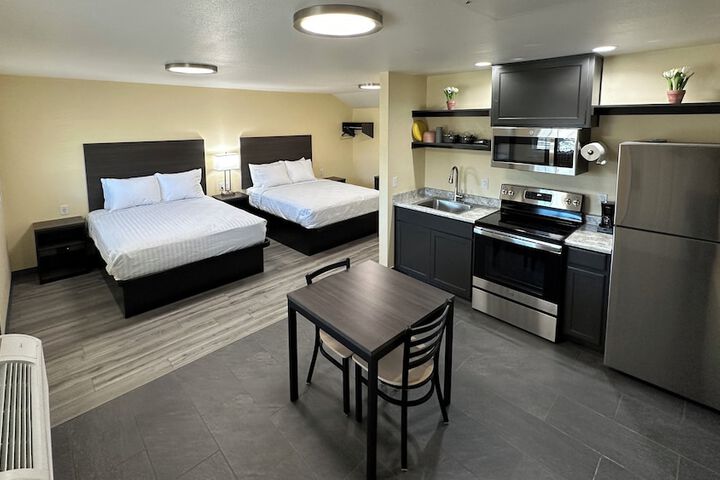 Room 7 of 15