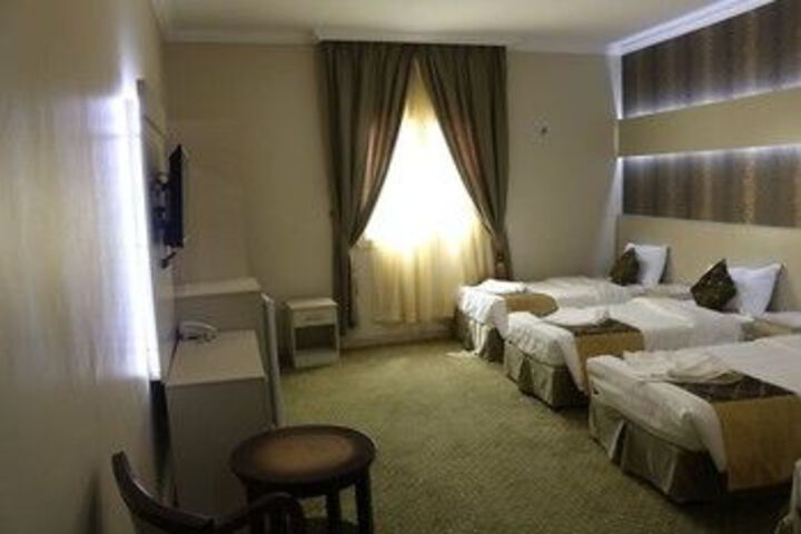 Room 17 of 57