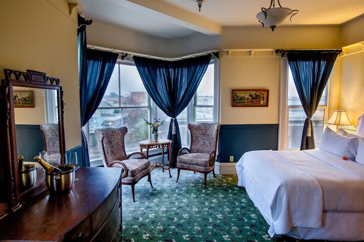Room 8 of 41