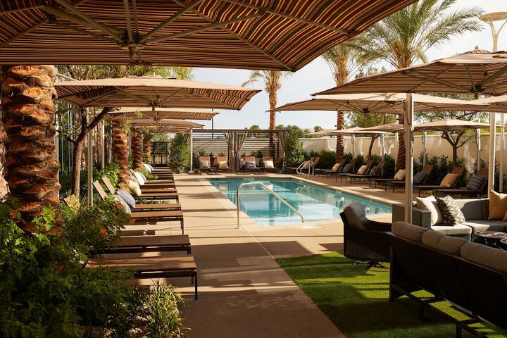 Pool 16 of 24
