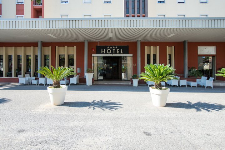 Hotel 47 of 47