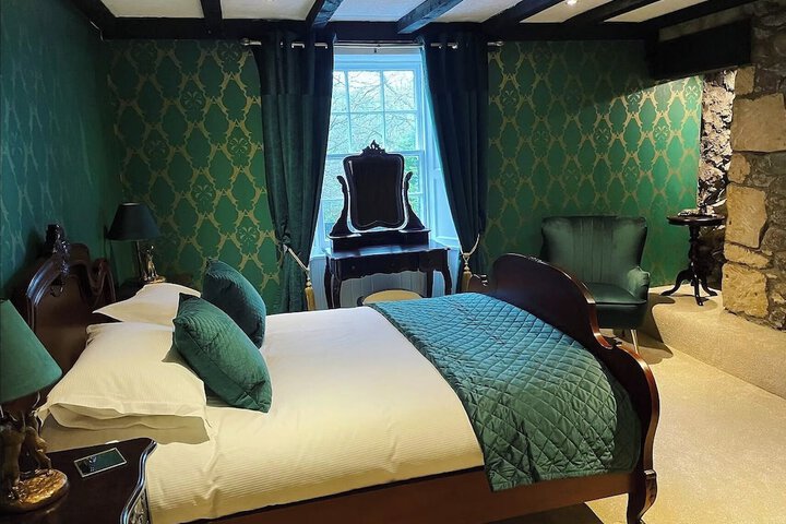 Room 12 of 39