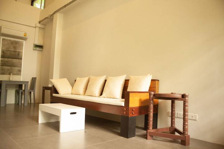 Room 35 of 117