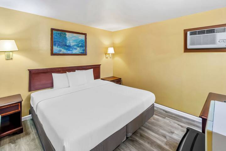 Room 7 of 22