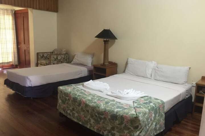 Room 14 of 37