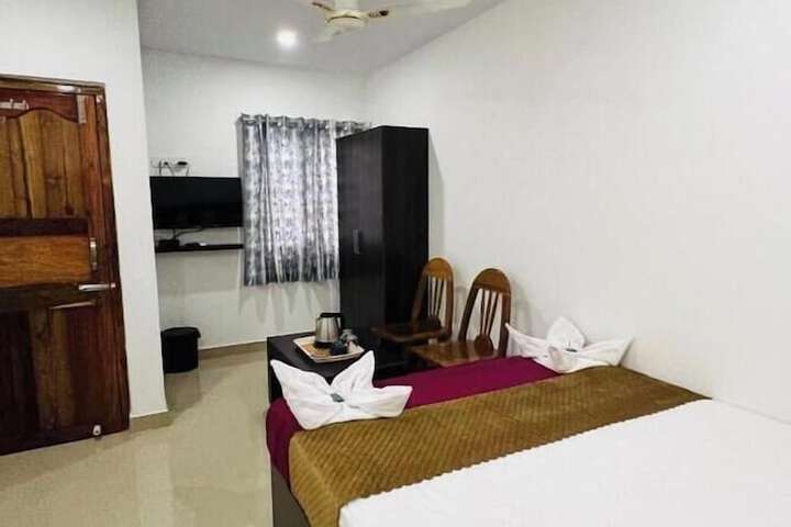 Room 5 of 26