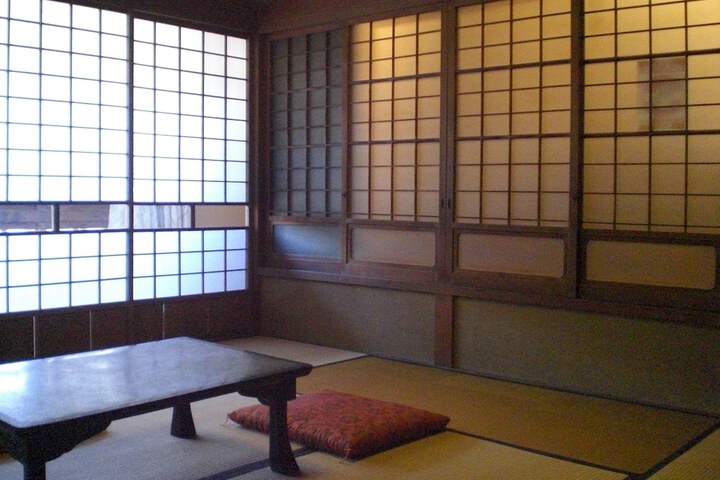 Room 12 of 61