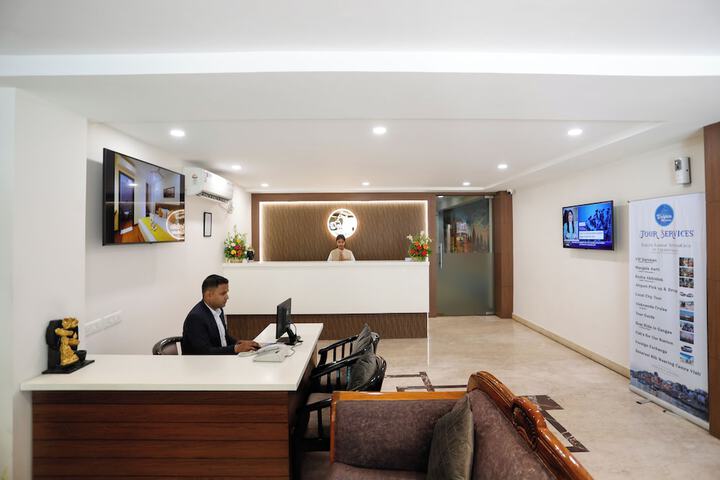 Hotel Interior 11 of 121