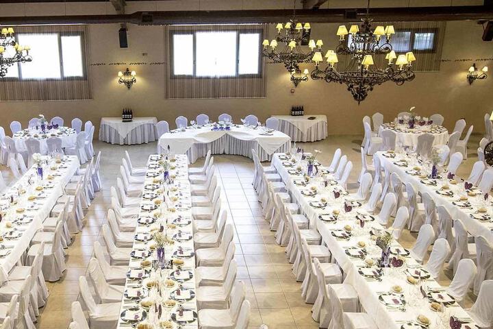 Ballroom/Hall 100 of 122