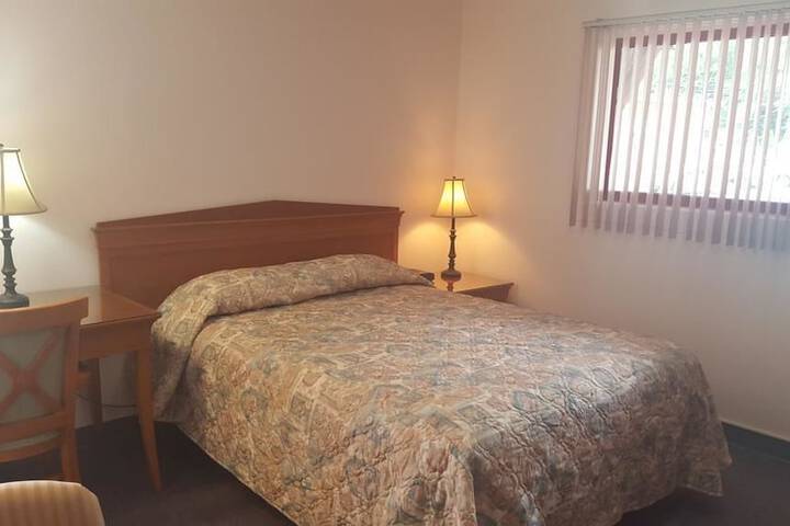 Room 3 of 24