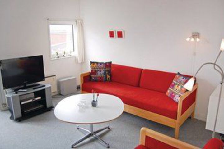 Room 48 of 70