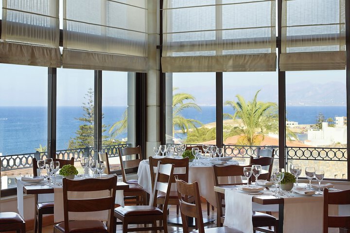 Breakfast/Coffee Service 161 of 242