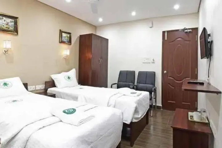 Room 6 of 11
