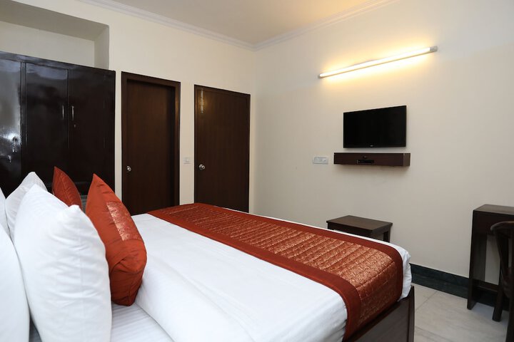 Room 7 of 20