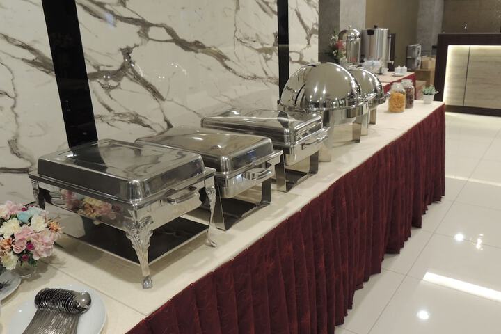 Breakfast/Coffee Service 42 of 52