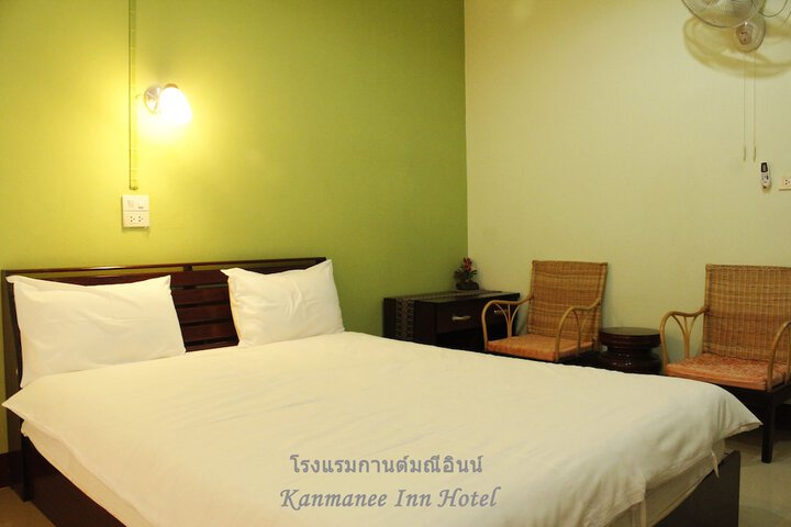 Room 2 of 15