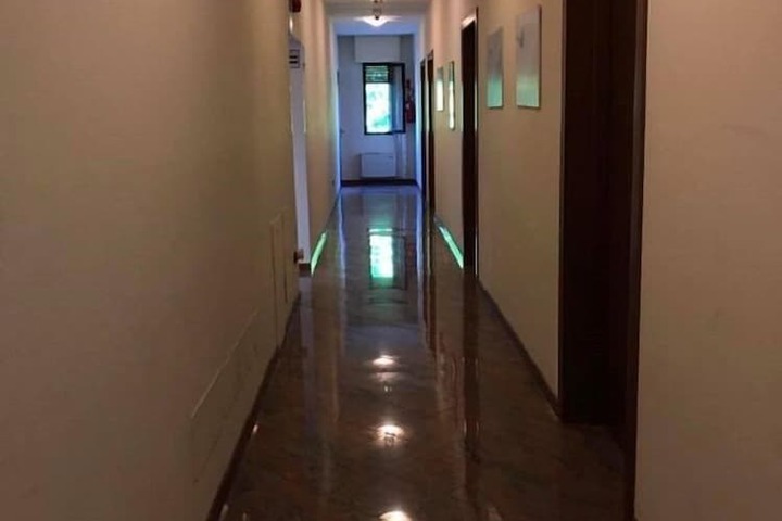 Ballroom/Hall 14 of 17