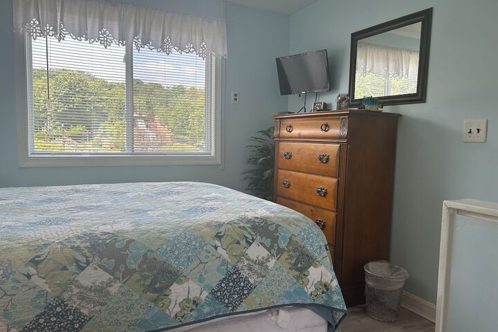 Room 7 of 51