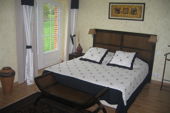 Room 11 of 44